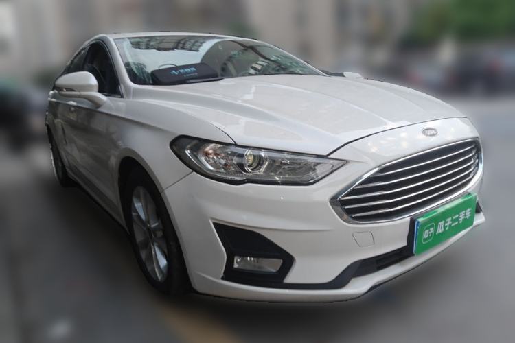 Used Ford Mondeo 2020 EcoBoost 180 Stylish Model Front Right 45 Deg