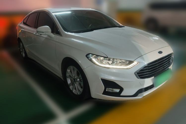 Used Ford Mondeo 2020 EcoBoost 180 Stylish Model Front Right 45 Deg
