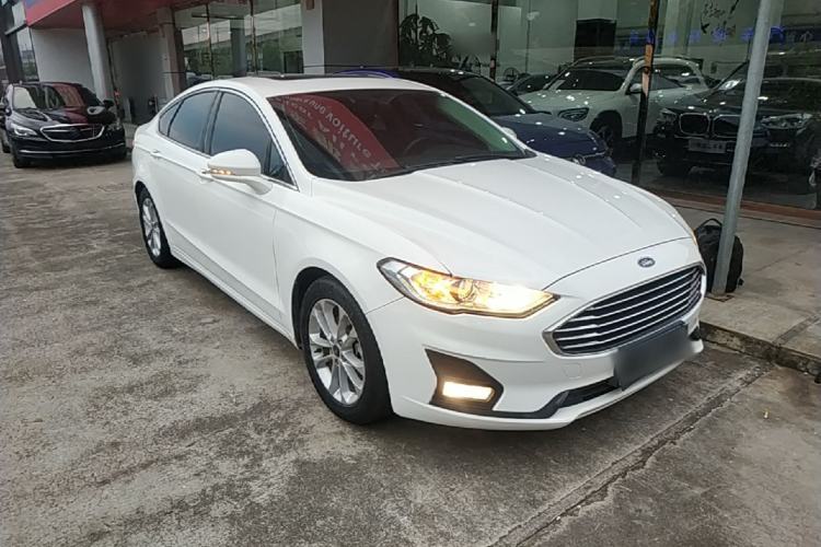 Used Ford Mondeo 2020 EcoBoost 180 Stylish Model Front Right 45 Deg