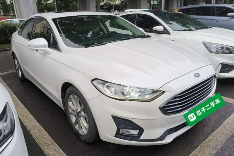 Used Ford Mondeo 2020 EcoBoost 180 Stylish Model Front Right 45 Deg