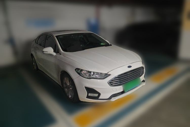 Used Ford Mondeo 2020 EcoBoost 200 Stylish Model Front Right 45 Deg
