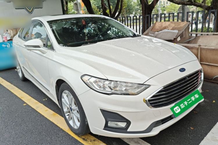 Used Ford Mondeo 2020 EcoBoost 180 Stylish Model Front Right 45 Deg