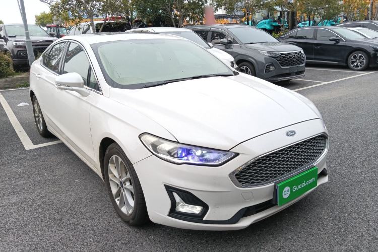 Used Ford Mondeo 2020 EcoBoost 180 Stylish Model Front Right 45 Deg
