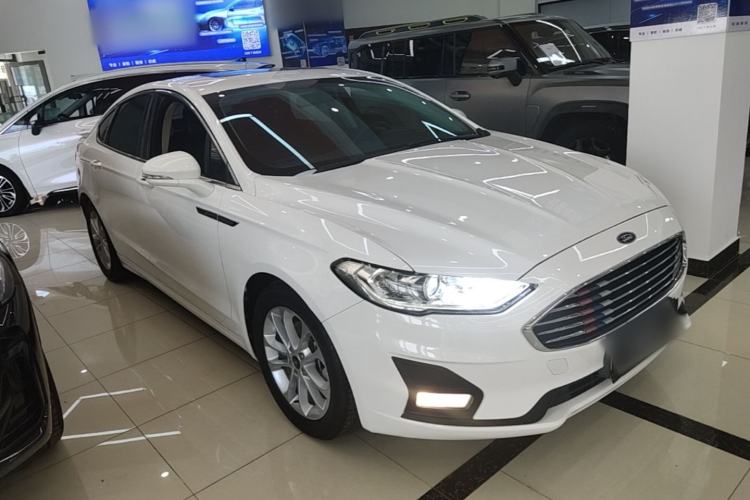 Used Ford Mondeo 2020 EcoBoost 180 Stylish Model Front Right 45 Deg
