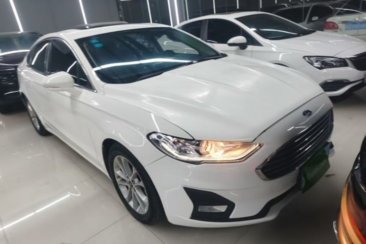 Used Ford Mondeo 2020 EcoBoost 180 Stylish Model Front Right 45 Deg