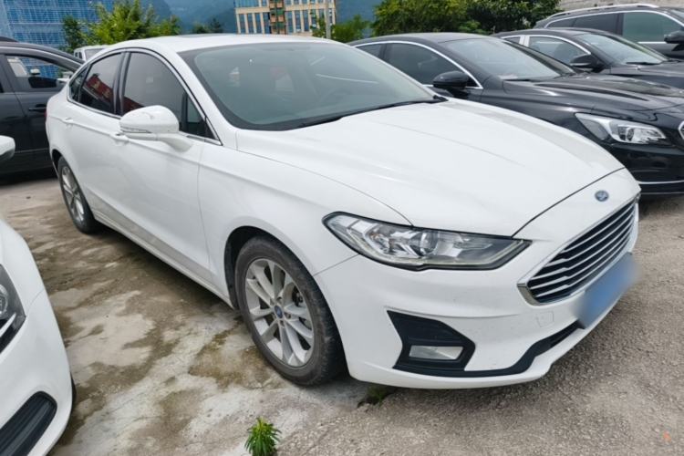 Used Ford Mondeo 2020 EcoBoost 180 Stylish Model Front Right 45 Deg
