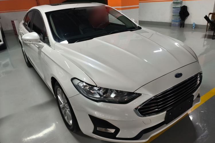 Used Ford Mondeo 2020 EcoBoost 200 Stylish Model Front Right 45 Deg