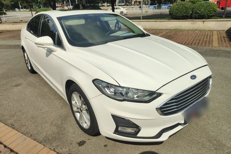 Used Ford Mondeo 2020 EcoBoost 180 Stylish Model Front Right 45 Deg