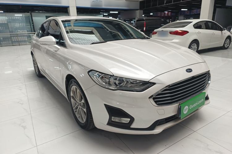 Used Ford Mondeo 2020 EcoBoost 200 Stylish Model Front Right 45 Deg