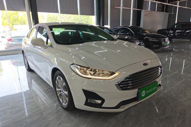 Used Ford Mondeo 2020 EcoBoost 180 Stylish Model Front Right 45 Deg