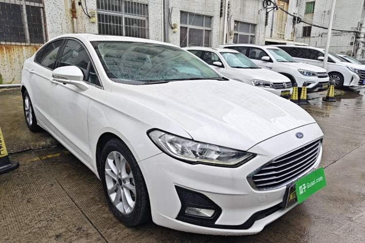 Used Ford Mondeo 2020 EcoBoost 180 Stylish Model Front Right 45 Deg