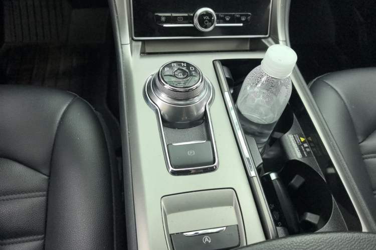 Used Ford Mondeo 2020 EcoBoost 180 Stylish Model Gear Lever