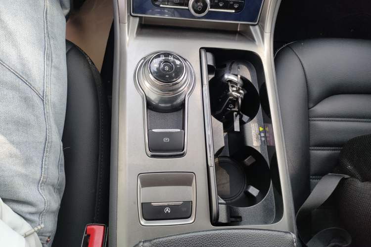 Used Ford Mondeo 2020 EcoBoost 180 Stylish Model Gear Lever