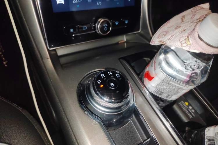 Used Ford Mondeo 2020 EcoBoost 200 Luxury Model Gear Lever