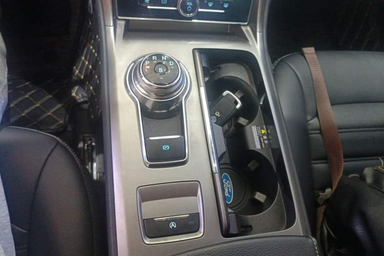 Used Ford Mondeo 2020 EcoBoost 200 Stylish Model Gear Lever