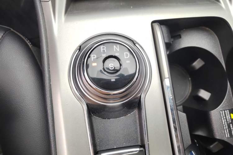 Used Ford Mondeo 2020 EcoBoost 180 Stylish Model Gear Lever