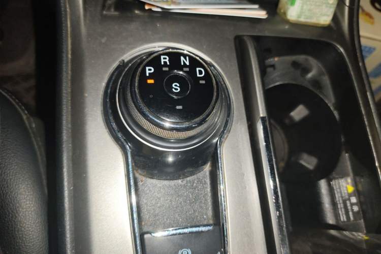 Used Ford Mondeo 2020 EcoBoost 200 Stylish Model Gear Lever