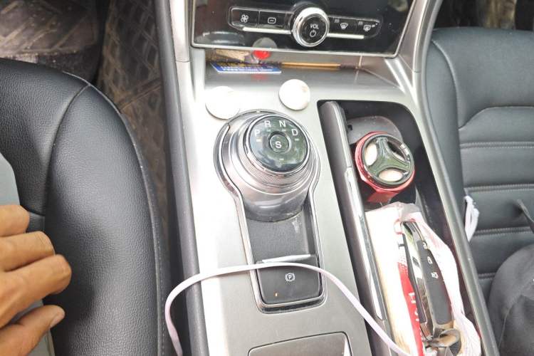 Used Ford Mondeo 2020 EcoBoost 180 Stylish Model Gear Lever