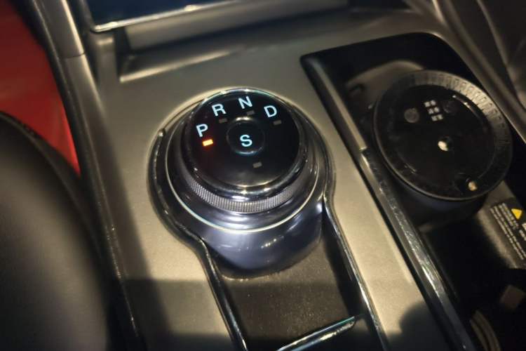 Used Ford Mondeo 2020 EcoBoost 200 Stylish Model Gear Lever