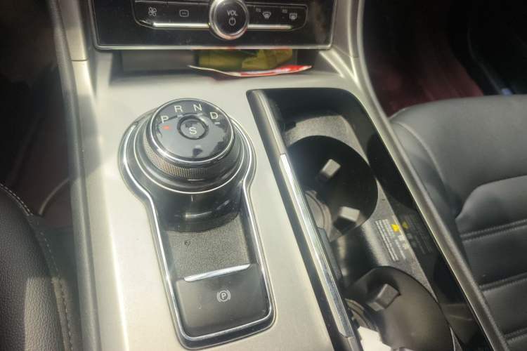 Used Ford Mondeo 2020 EcoBoost 180 Stylish Model Gear Lever
