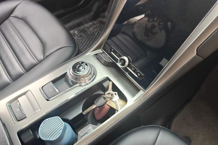 Used Ford Mondeo 2020 EcoBoost 180 Stylish Model Gear Lever