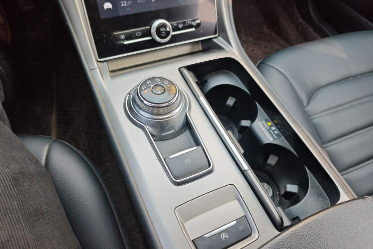 Used Ford Mondeo 2020 EcoBoost 180 Stylish Model Gear Lever