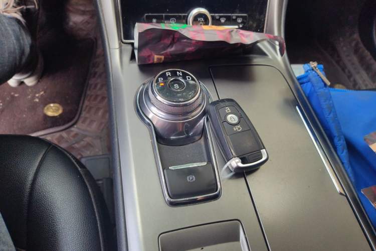Used Ford Mondeo 2020 EcoBoost 180 Stylish Model Gear Lever