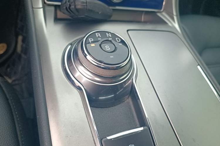 Used Ford Mondeo 2020 EcoBoost 200 Stylish Model Gear Lever