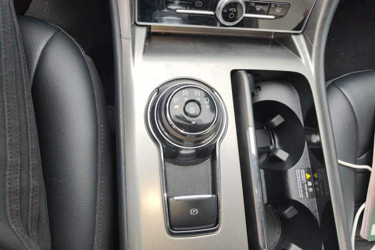 Used Ford Mondeo 2020 EcoBoost 180 Stylish Model Gear Lever