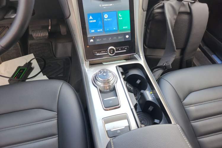 Used Ford Mondeo 2020 EcoBoost 180 Stylish Model Gear Lever