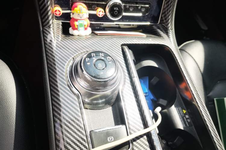 Used Ford Mondeo 2020 EcoBoost 200 Stylish Model Gear Lever