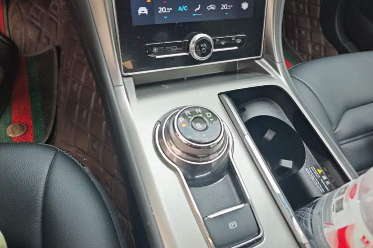Used Ford Mondeo 2020 EcoBoost 180 Stylish Model Gear Lever