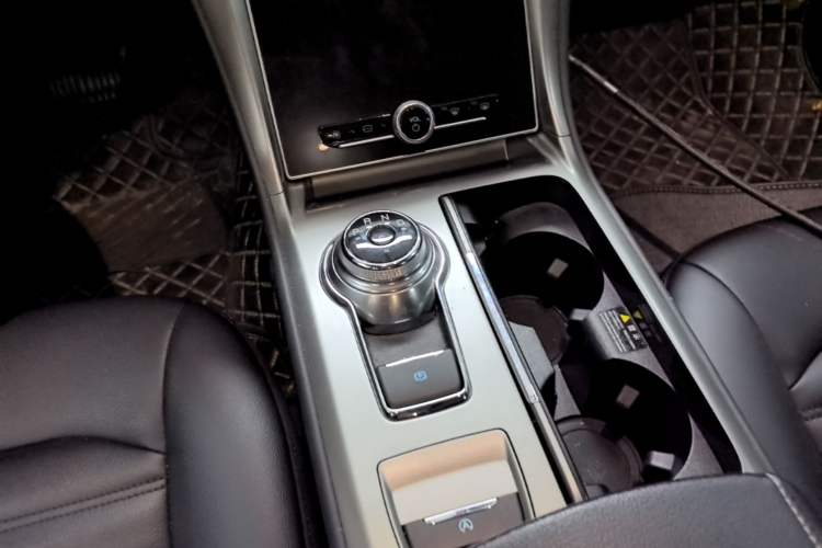 Used Ford Mondeo 2020 EcoBoost 180 Stylish Model Gear Lever