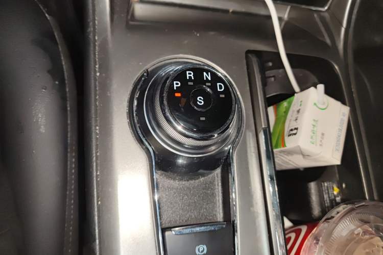 Used Ford Mondeo 2020 EcoBoost 180 Stylish Model Gear Lever