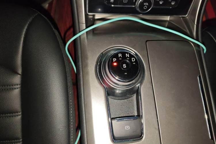 Used Ford Mondeo 2020 EcoBoost 180 Stylish Model Gear Lever