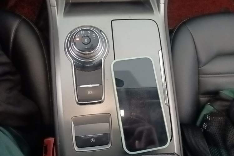 Used Ford Mondeo 2020 EcoBoost 180 Stylish Model Gear Lever