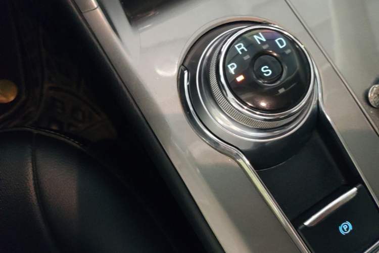 Used Ford Mondeo 2020 EcoBoost 180 Stylish Model Gear Lever