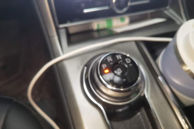 Used Ford Mondeo 2020 EcoBoost 180 Stylish Model Gear Lever