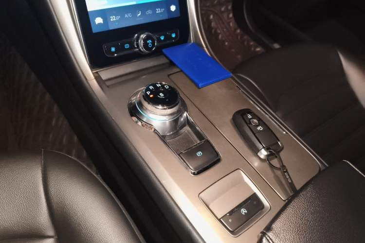 Used Ford Mondeo 2020 EcoBoost 180 Stylish Model Gear Lever