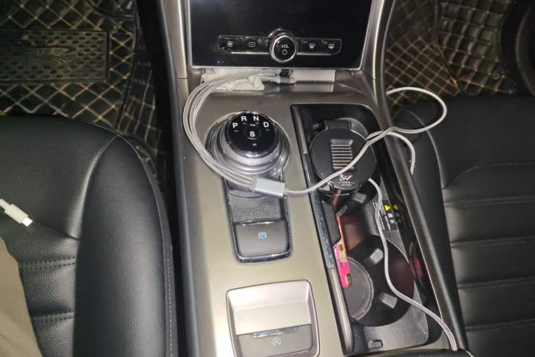 Used Ford Mondeo 2020 EcoBoost 200 Stylish Model Gear Lever