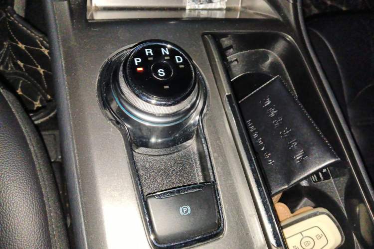 Used Ford Mondeo 2020 EcoBoost 180 Stylish Model Gear Lever