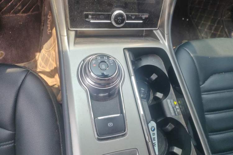 Used Ford Mondeo 2020 EcoBoost 180 Stylish Model Gear Lever