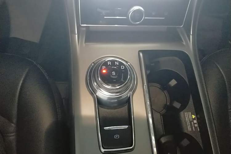 Used Ford Mondeo 2020 EcoBoost 180 Stylish Model Gear Lever