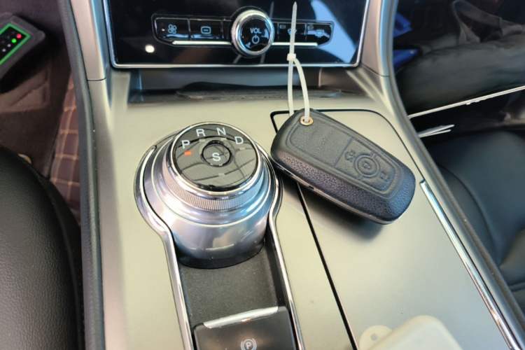Used Ford Mondeo 2020 EcoBoost 180 Stylish Model Gear Lever