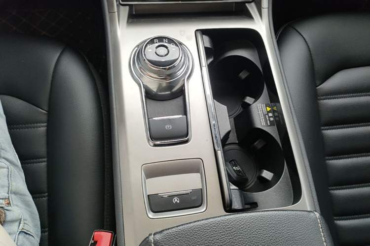 Used Ford Mondeo 2020 EcoBoost 180 Stylish Model Gear Lever