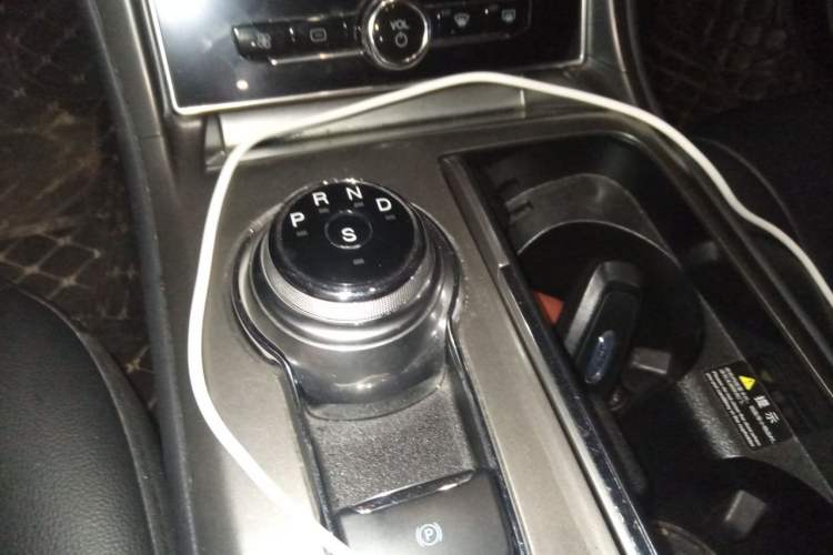 Used Ford Mondeo 2020 EcoBoost 180 Stylish Model Gear Lever