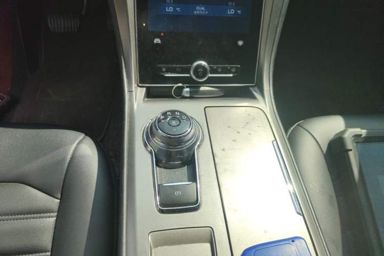 Used Ford Mondeo 2020 EcoBoost 180 Stylish Model Gear Lever