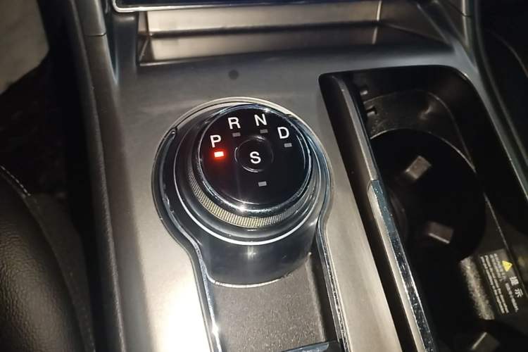 Used Ford Mondeo 2020 EcoBoost 180 Stylish Model Gear Lever