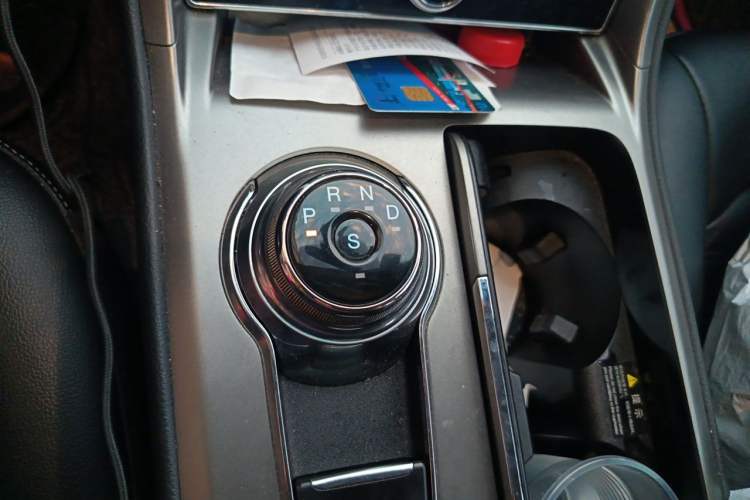 Used Ford Mondeo 2020 EcoBoost 180 Stylish Model Gear Lever