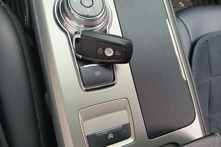 Used Ford Mondeo 2020 EcoBoost 180 Stylish Model Gear Lever